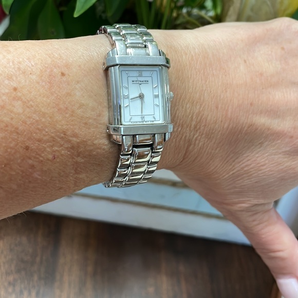 Whittnauer Watch - Picture 5 of 5